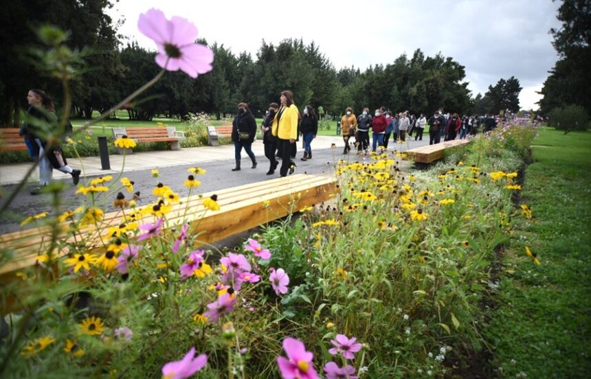 WhatsApp Image 2024-12-24 at 08.35.57 Parque Urbano Isla Cautín recibe reconocimiento en Bienal de Arquitectura Iberoamericana en Perú