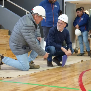 WhatsApp Image 2025-09-30 at 16.01.44 Avanza a su etapa final la modernización del Gimnasio Municipal Campos Deportivos