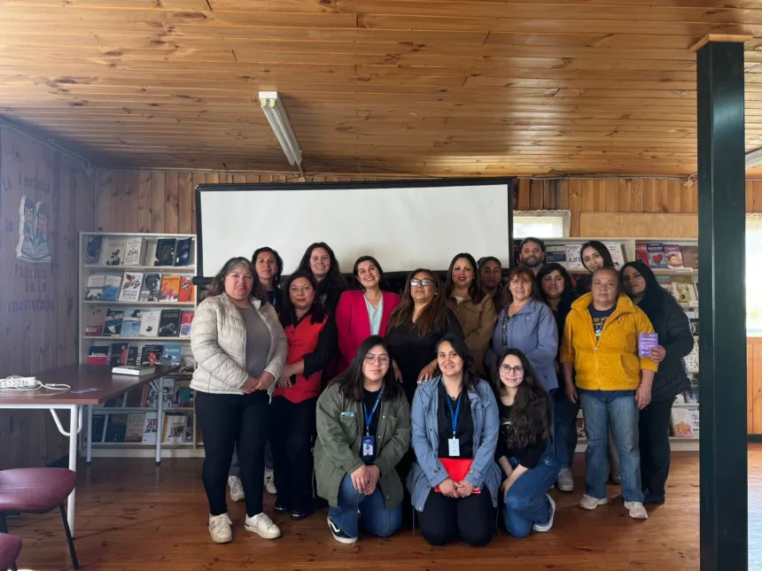 WhatsApp Image 2025-10-30 at 5.29.37 PM Seremi de la Mujer participó en importante conversatorio sobre avances de género en Trovolhue