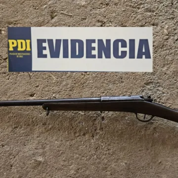WhatsApp Image 2025-11-07 at 16.13.00 PDI recupera escopeta con permiso suspendido en la comuna de Lumaco