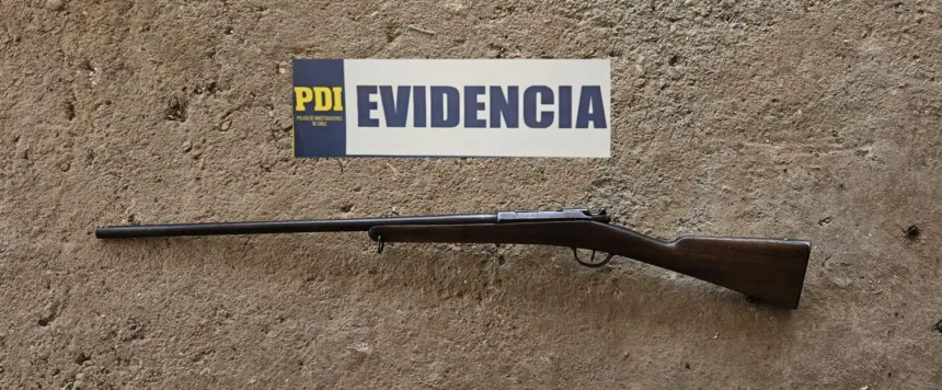 WhatsApp Image 2025-11-07 at 16.13.00 PDI recupera escopeta con permiso suspendido en la comuna de Lumaco