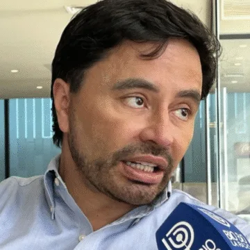 imagen_2025-11-17_225631610 Carter tras ser electo: «La gente de la región castigó a los que siendo de acá no hicieron su trabajo»