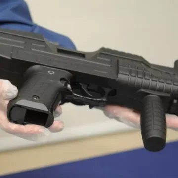 imagen_2025-12-16_224401917 En Valparaíso hallan UZI que se extravió en cuartel de la PDI en Angol: intentaban intercambiarla