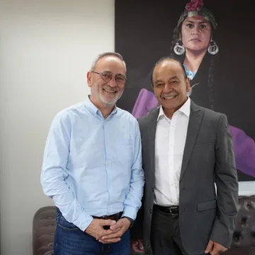 Gobernador René Saffirio y senador Ricardo Celis coordinan agenda de trabajo por La Araucanía