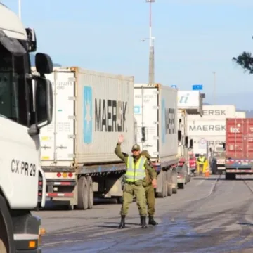 Camioneros advierten posibles movilizaciones ante nuevas alzas en combustibles