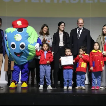 imagen_2026-06-13_154211590 Ministra Toledo entrega sellos ambientales a más de 120 establecimientos educacionales y municipios de La Araucanía