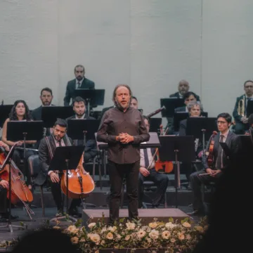 Orquesta Filarmónica de Temuco llevará las canciones de Joaquín Sabina al formato sinfónico