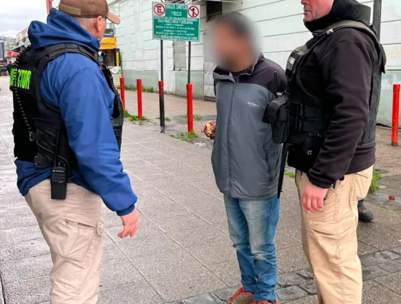 Inspectores municipales ubican en Temuco a imputado por femicidio frustrado cometido en Vilcún