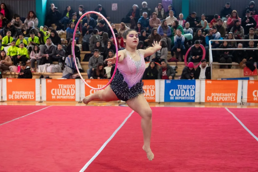 Imagen 03 Temuco reunió a 21 clubes del país en torno a la gimnasia rítmica competitiva