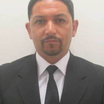 Omar Salinas - UNAB La generación que nunca descubrió el mundo sola