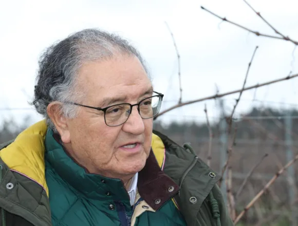 Francisco Huenchumilla (2) Huenchumilla cuestiona recorte del 17,6% al presupuesto de Indap y advierte impacto en la agricultura familiar