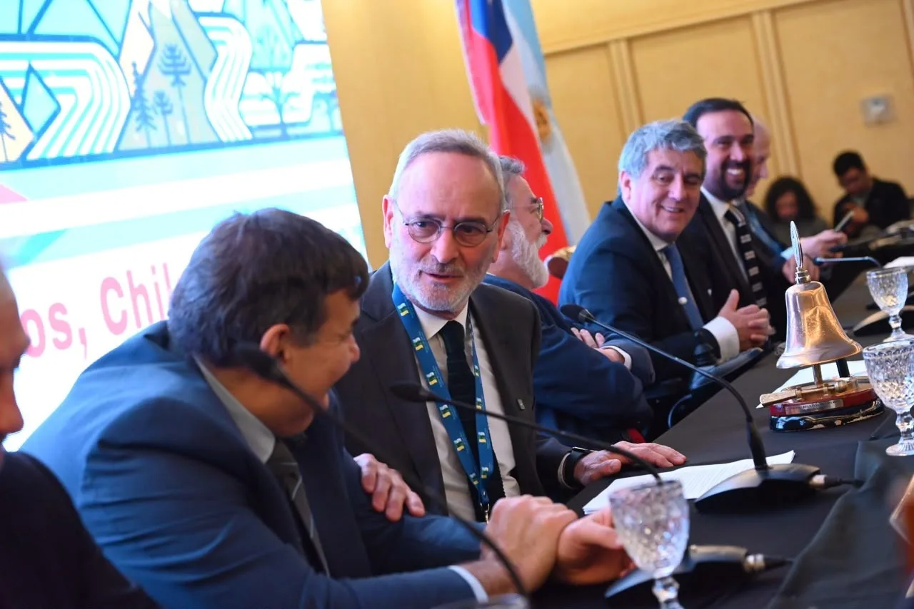 WhatsApp Image 2026-09-01 at 09.16.37 Gobernador Saffirio propone convertir pasos fronterizos en corredores de desarrollo para la Macrozona Sur