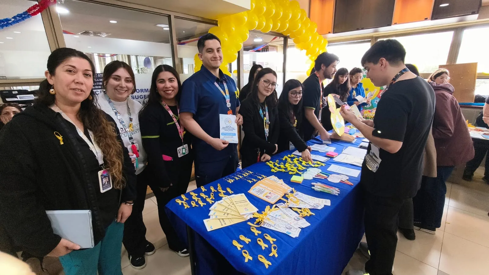 stand4 HHHA refuerza la importancia de hablar, escuchar y acompañar para prevenir el suicidio