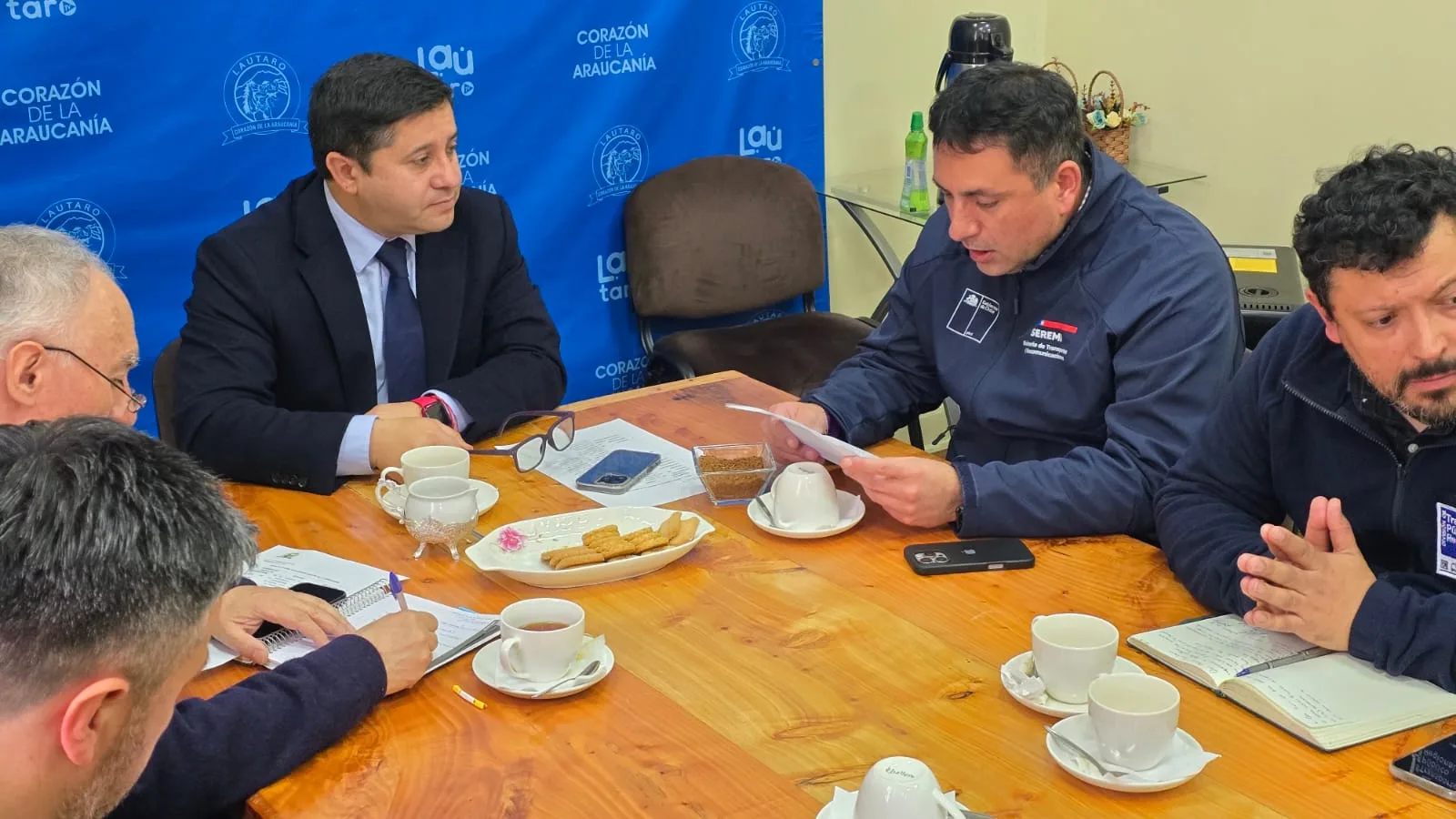 02 (1) Lautaro prepara medidas de emergencia tras colapso del Puente Viejo: evalúan semáforos y transporte para peatones