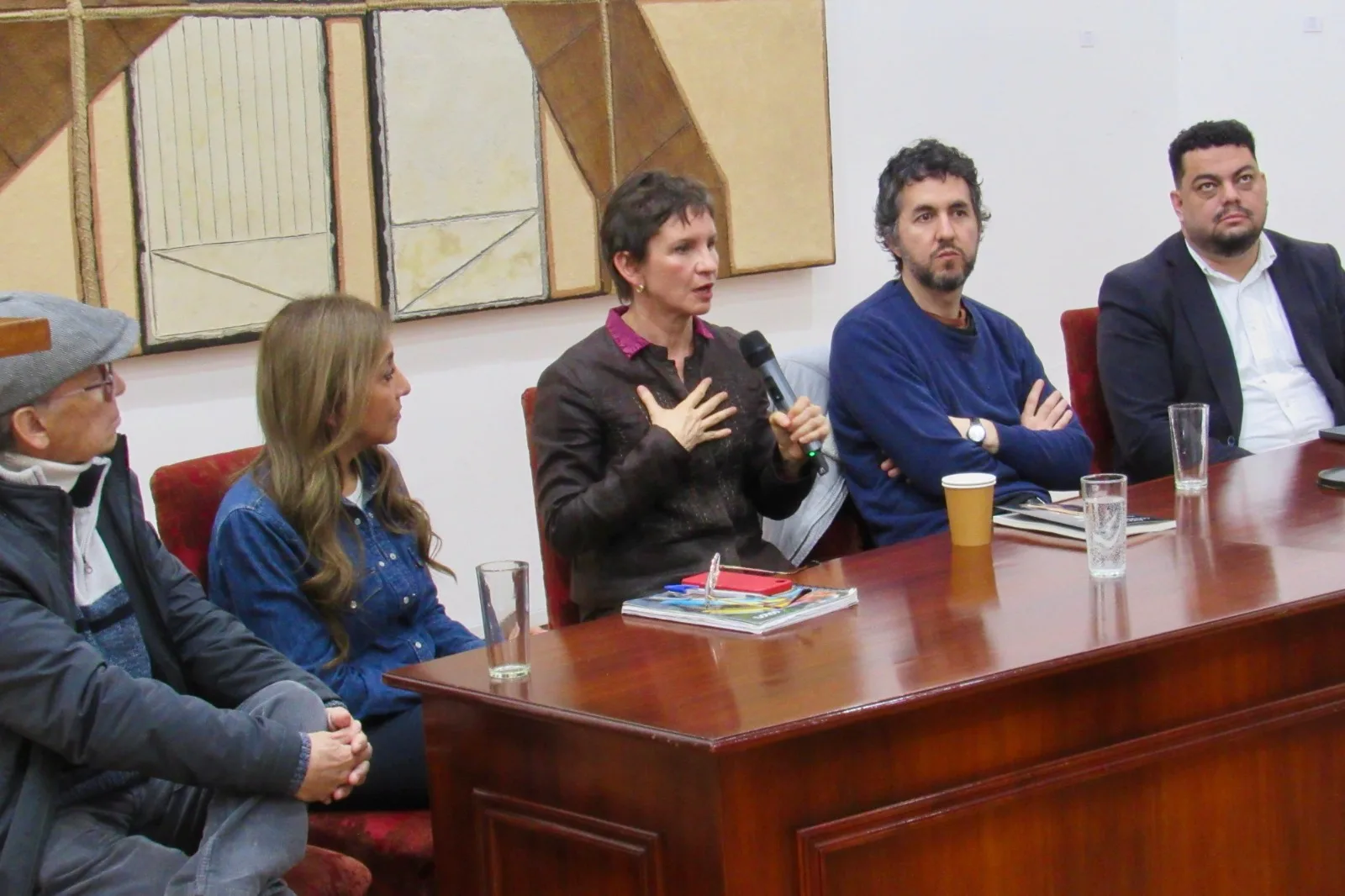 WhatsApp Image 2026-10-02 at 13.01.19 “La política se metió conmigo”: Carolina Tohá presenta su libro en Talca