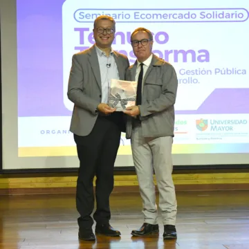 ecomercado umayor2 Seminario en la Universidad Mayor destaca experiencia del EcoMercado Solidario de Temuco como ejemplo de economía circular