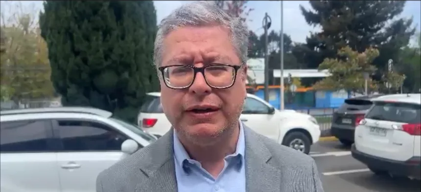 imagen_2026-10-01_214037552 “Yo no sé en qué país vive”: Alcalde Roberto Neira arremete contra el Ministro Quiroz por alza de la parafina