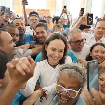imagen_2026-10-25_142246811 María Corina Machado regresa a Venezuela tras casi diez meses fuera del país