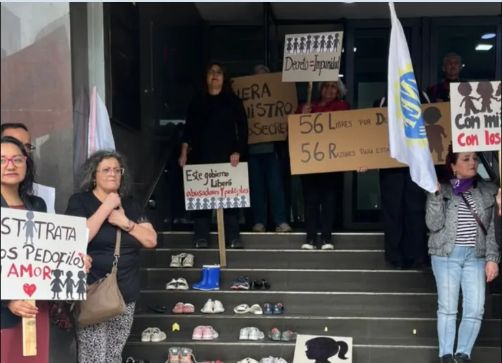 imagen_2026-10-29_223128401 Mesa de Mujeres de oposición protesta en Temuco por rebajas de condena a condenados por delitos sexuales contra menores